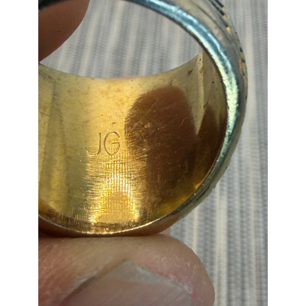 Jostens 2013 High School Class Ring Gold Tone Clear Stone Flag Race Car Jaison